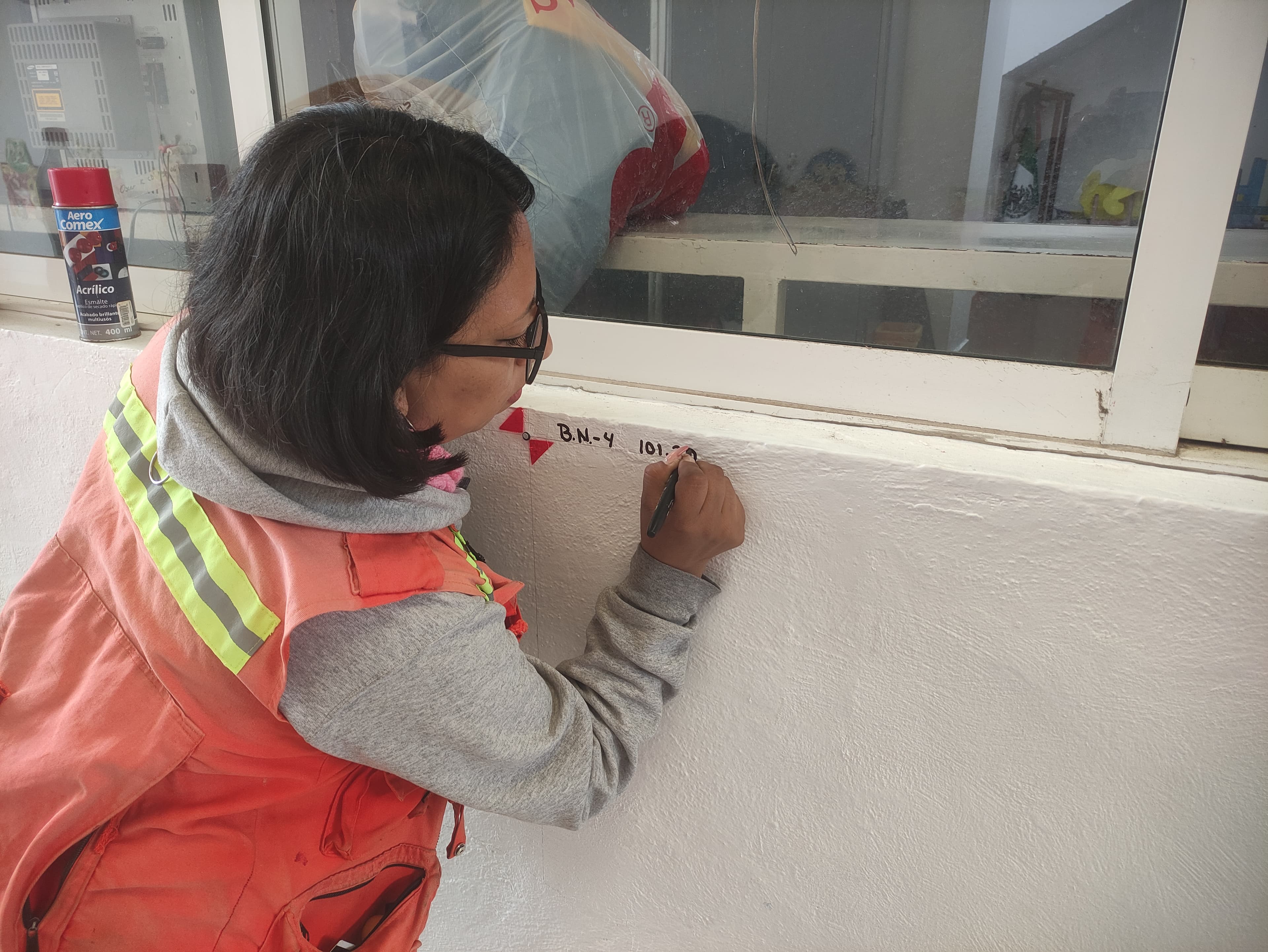Colocación de testigos reflejantes en estructura – QC Topografía EDOMEX