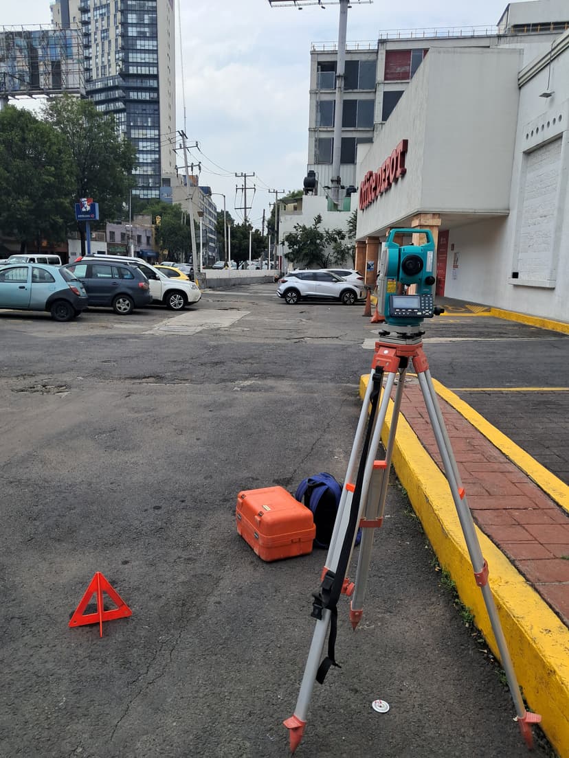 Proyecto integral de patio de maniobras industrial – QC Topografía